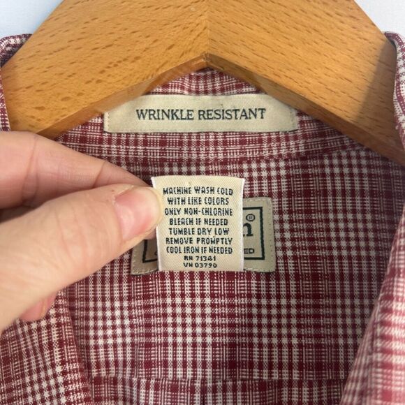 LL Bean Burgundy Cotton Plaid Wrinkle Resistant Casual Button Down Size L Reg - Picture 8 of 9